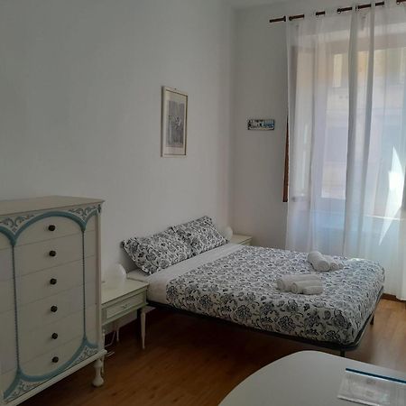 Hotel L'Iris Livorno Esterno foto