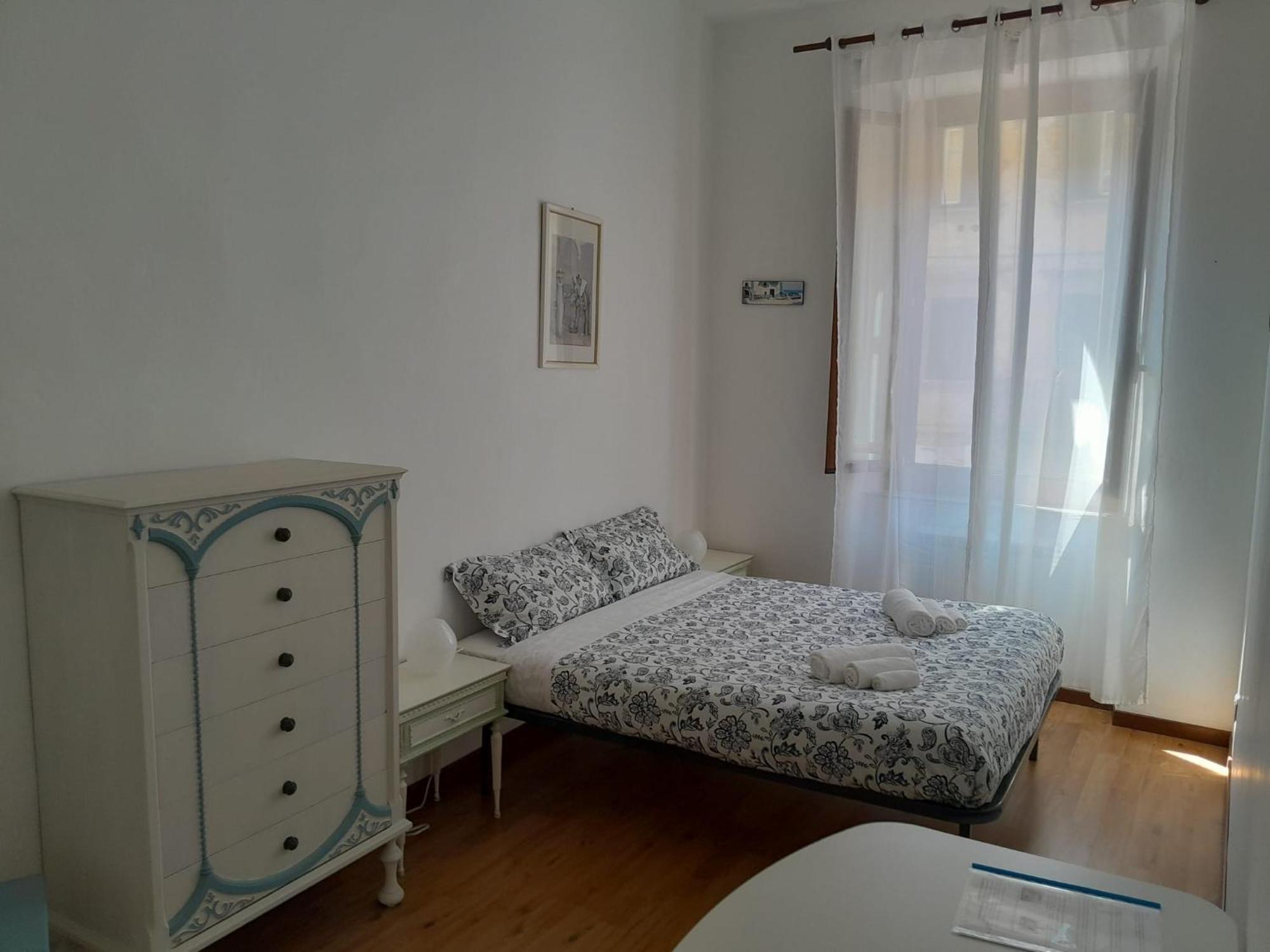 Hotel L'Iris Livorno Esterno foto